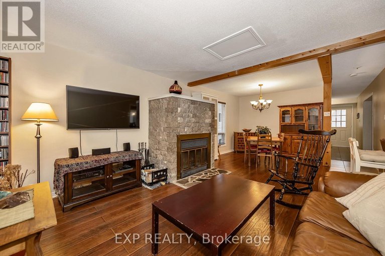 29607675/63-victor-street/stittsville-central/ottawa/ontario/K2S1H8_16