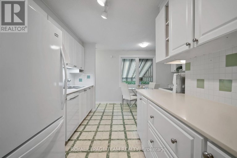 29622304/45-welkin-crescent/borden-farmstewart-farmcarleton-heightsparkwood-hills/ottawa/ontario/K2E5M4_13