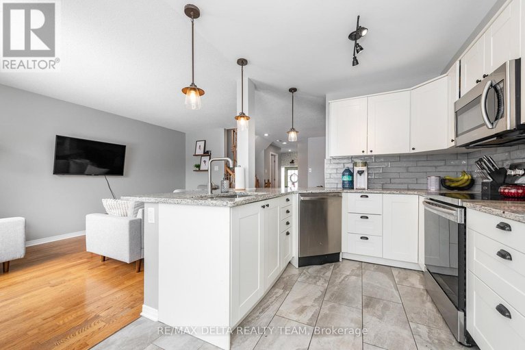 29328133/152-ludlowe-street/fallingbrookgardenway-south/ottawa/ontario/K4A5C7_10