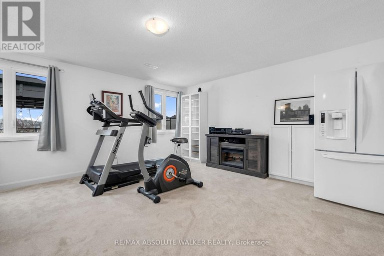 29450654/1013-diamond-street/clarencerockland-twp/clarence-rockland/ontario/K4K0H7_26