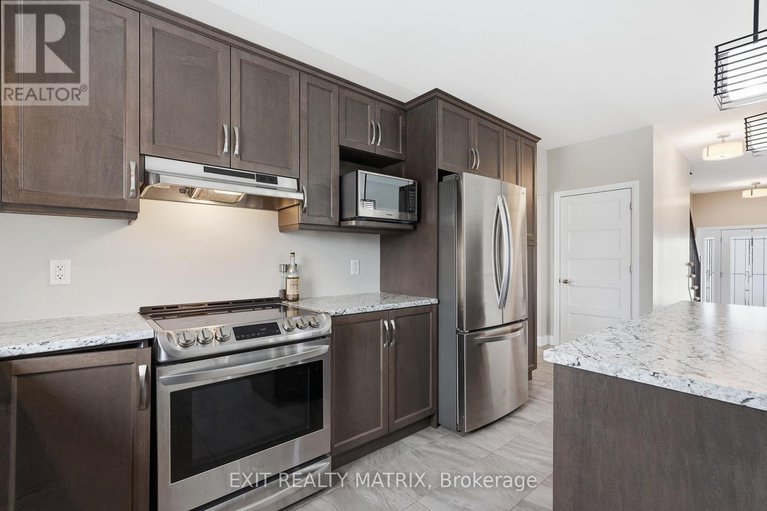 29394255/149-lyon-street/embrun/russell/ontario/K0A1W0_17