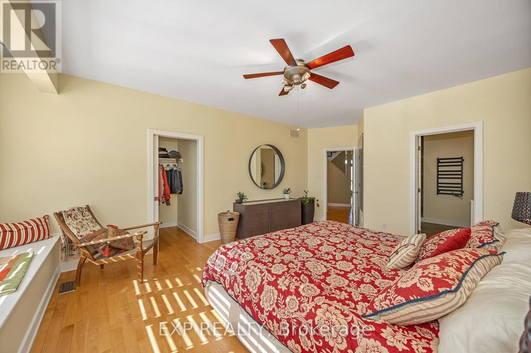 29397622/46-marsh-sparrow-private/morgans-grantsouth-march/ottawa/ontario/K2K3P2_15