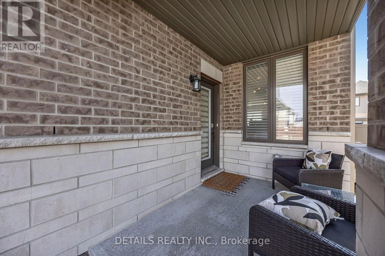 29589928/325-proud-walk/stittsville-south/ottawa/ontario/K2S2L6_3