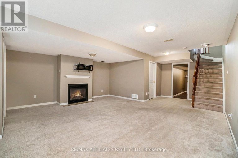 28803374/714-regiment-avenue/emerald-meadowstrailwest/ottawa/ontario/K2M0E3_18