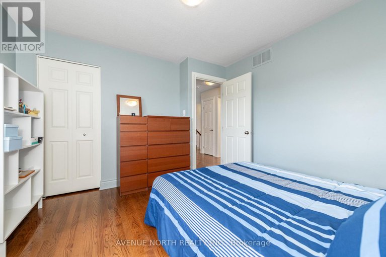 29331804/184-felicity-crescent/mer-bleuebradley-estatesanderson-park/ottawa/ontario/K1W0C2_30