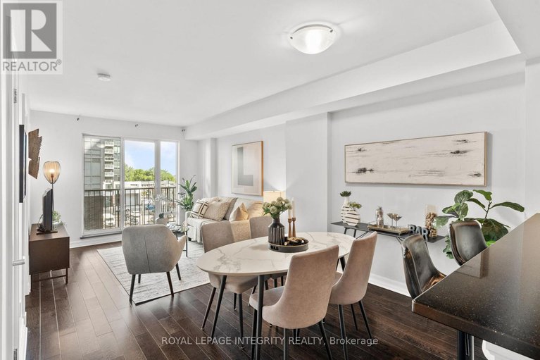 29160296/309-200-besserer-street-n/sandy-hill/ottawa/ontario/K1N0A7_15