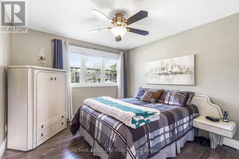 28345912/1727-chene-street/town-of-rockland/clarence-rockland/ontario/K4K1K5_20