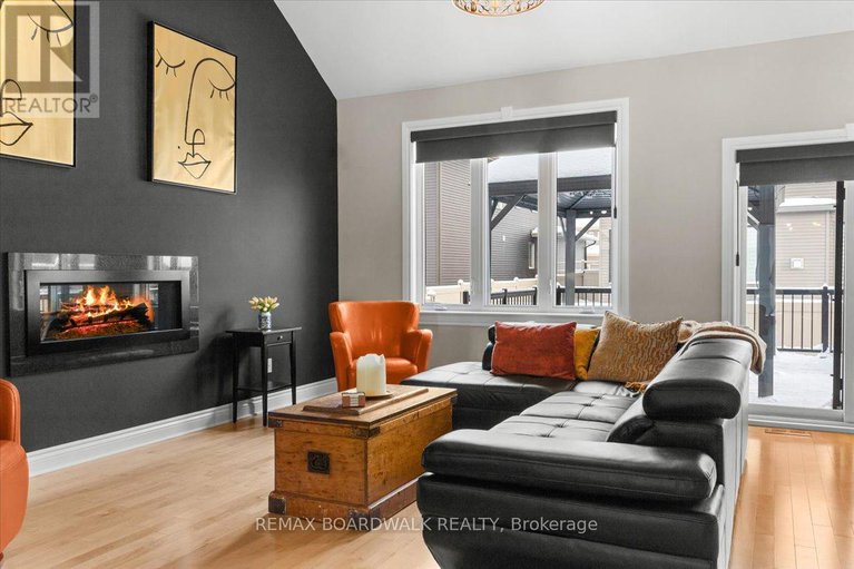 29297524/813-platinum-street/clarencerockland-twp/clarence-rockland/ontario/K4K0J2_20