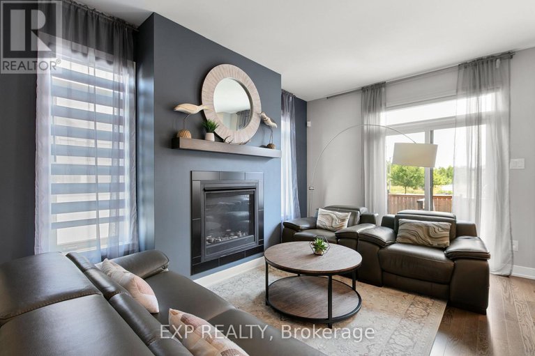 28567081/335-joshua-street/mer-bleuebradley-estatesanderson-park/ottawa/ontario/K1W0N7_13