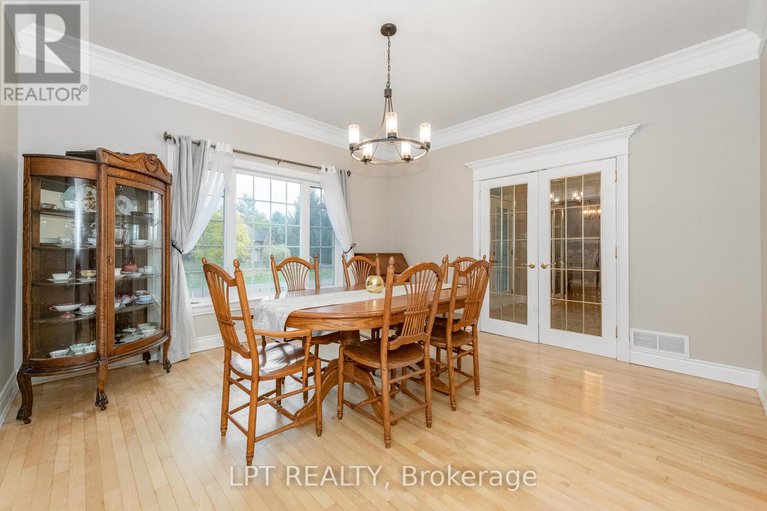 29069882/5440-wadell-court/manotick-village-manotick-estates/ottawa/ontario/K4M1L3_6