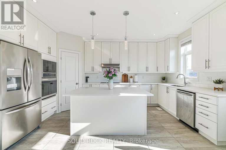28518234/326-memorial-grove/riverside-southgloucester-glen/ottawa/ontario/K1X0C8_23