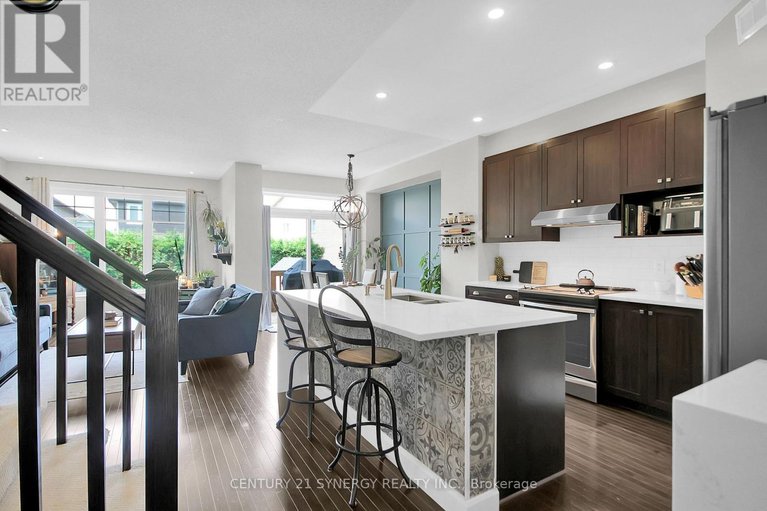 28555720/251-mojave-crescent/stittsville-north/ottawa/ontario/K2S0H6_13