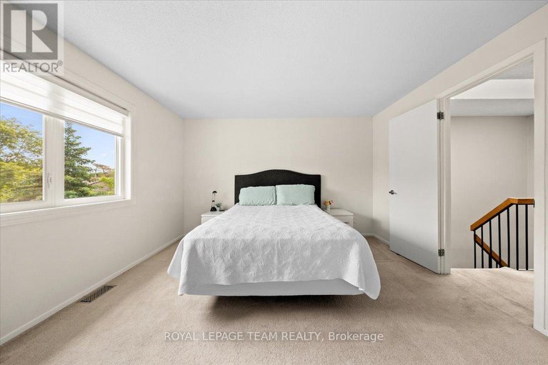 28637798/13-kedgewick-court/tanglewood/ottawa/ontario/K2G4M9_31