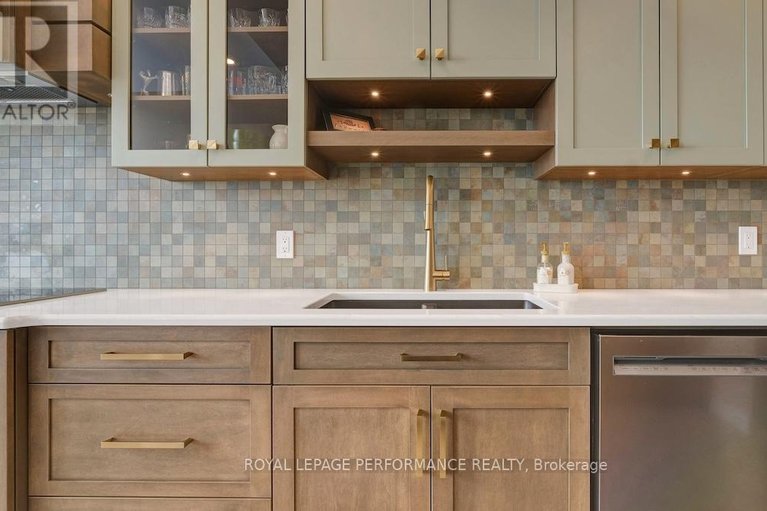 29514989/2002-1480-riverside-drive/riverview-park/ottawa/ontario/K1G5H2_5