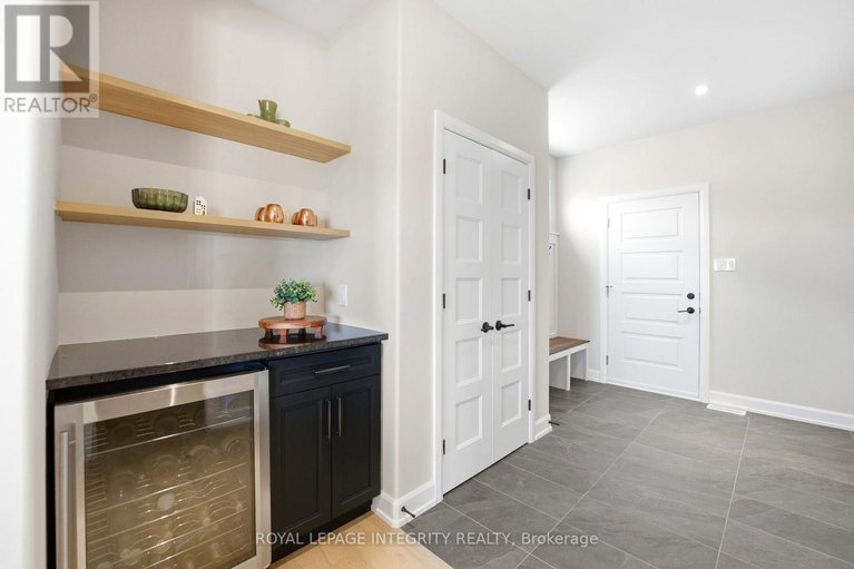 29590747/451-moonlight-drive/russell-twp/russell/ontario/K4R0L1_16