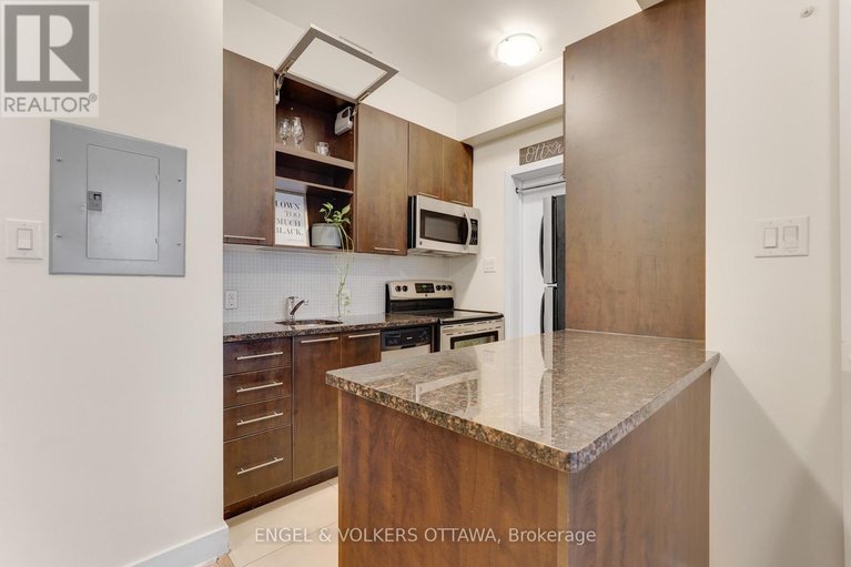 29426650/104-360-cumberland-street/lower-townbyward-market/ottawa/ontario/K1N0B1_19