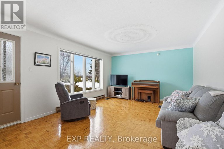 29393358/1776-labonte-street/clarencerockland-twp/clarence-rockland/ontario/K0A1N0_9