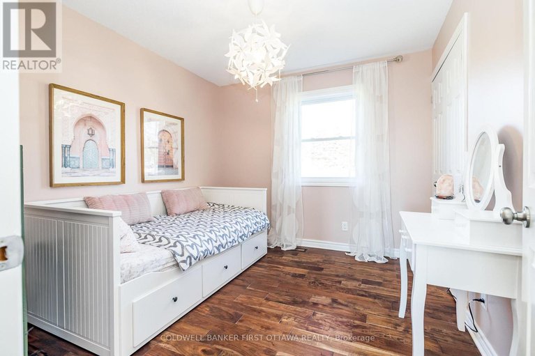 29050103/100-manion-heights-crescent/huntley-ward-south-west/ottawa/ontario/K0A1L0_32