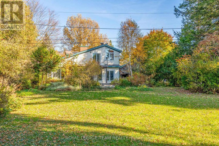 28352509/2322-summerside-drive/manotick-east-to-manotick-station/ottawa/ontario/K4M1B4_39