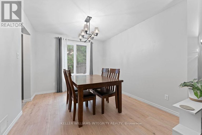 28368286/10-baton-court/katimavik/ottawa/ontario/K2L4C8_5
