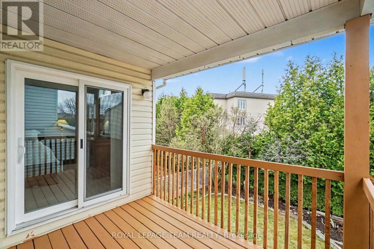 29688007/1598-lisbon-street/fallingbrookpineridge/ottawa/ontario/K4A4C3_18