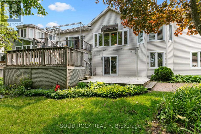 28419528/49-caribou-avenue/stittsville-south/ottawa/ontario/K2S1X3_44
