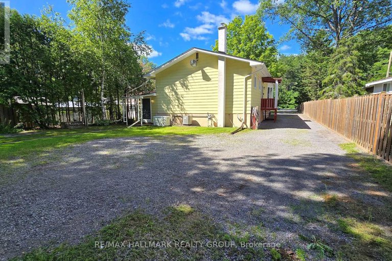 29411594/266-baldwin-street/constance-bay/ottawa/ontario/K0A3M0_26