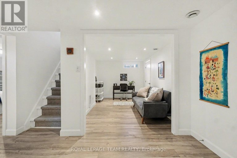 29641685/2149-dublin-avenue/bel-air-park/ottawa/ontario/K2C0X7_29