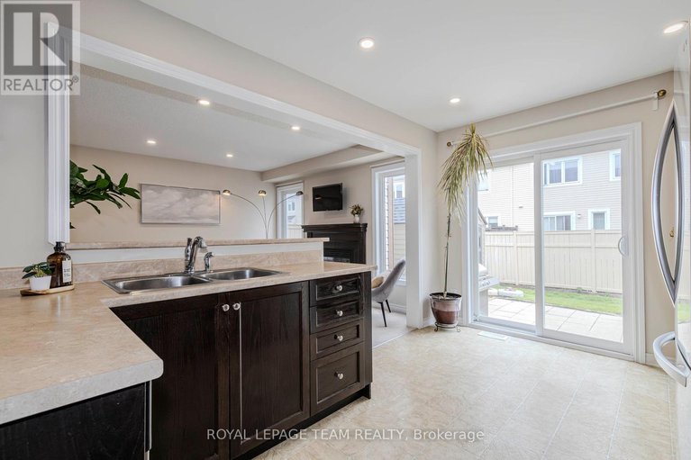 28318238/466-meadowhawk-crescent/half-moon-bay/ottawa/ontario/K2J5W7_15