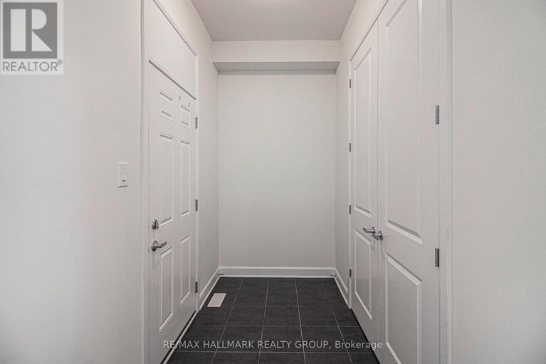 29086225/526-reflection-street/orleans-village/ottawa/ontario/K1W0S8_17