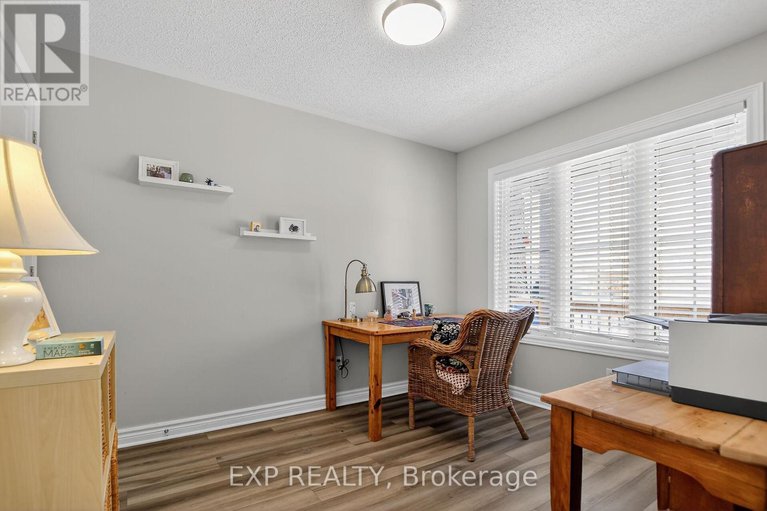 29209594/318-finner-court/almonte/mississippi-mills/ontario/K0A1A0_30