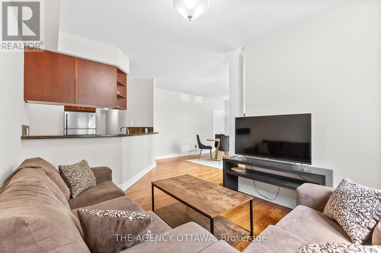 28557147/203-711-churchill-avenue-n/westborohampton-park/ottawa/ontario/K1Z7J9_16