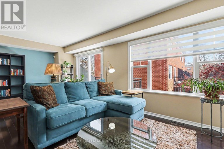 29436737/78-jardin-private/manor-park/ottawa/ontario/K1K4V9_8