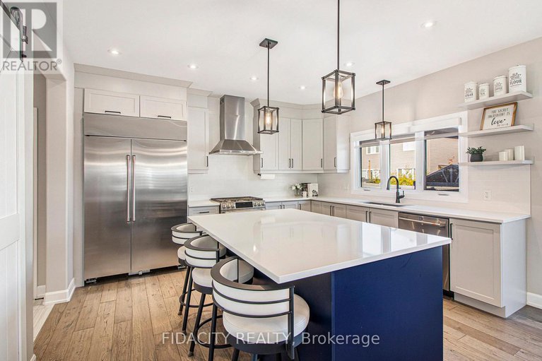 29112456/649-misty-street/village-of-russell/russell/ontario/K4R0E7_14