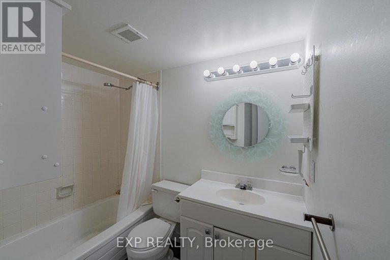 28557945/1111-555-brittany-drive/viscount-alexander-park/ottawa/ontario/K1K4C5_34