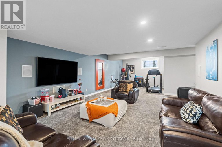 28249297/532-leimerk-court/manotick-village-manotick-estates/ottawa/ontario/K4M0E3_38