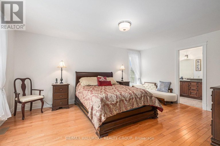 29027545/4633-albion-road/blossom-parkkemp-parkfindlay-creek/ottawa/ontario/K1X1A4_23