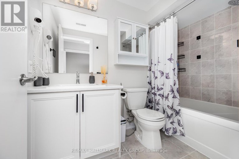 28906810/351-falsetto-street/mer-bleuebradley-estatesanderson-park/ottawa/ontario/K1W0S6_32