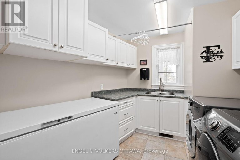 28115748/7341-bank-street/metcalfe/ottawa/ontario/K0A2P0_13