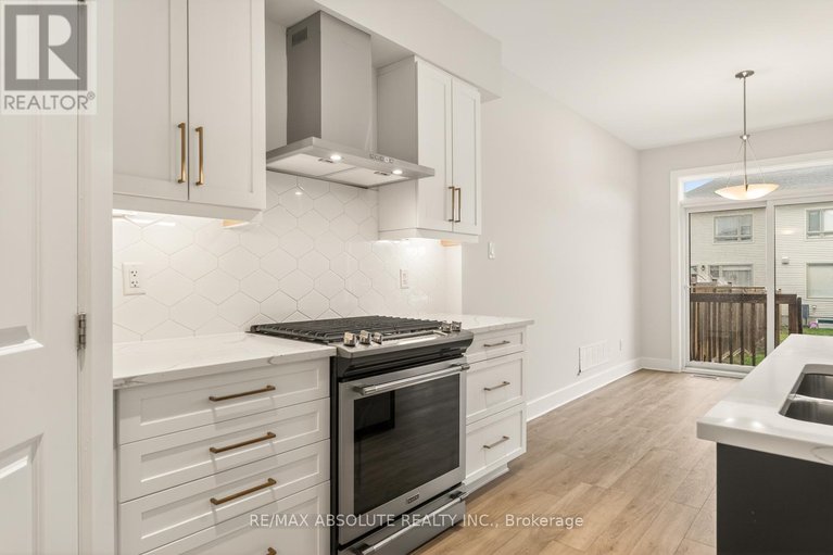 29611868/34-taber-street/carleton-place/carleton-place/ontario/K7C0H2_10