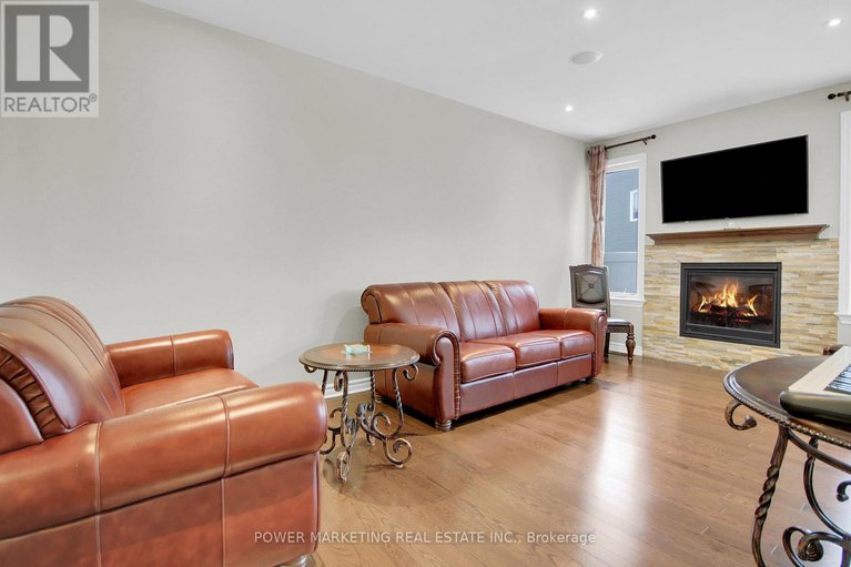 29254434/1076-cobble-hill-drive/cedargrovefraserdale/ottawa/ontario/K2J3L7_18