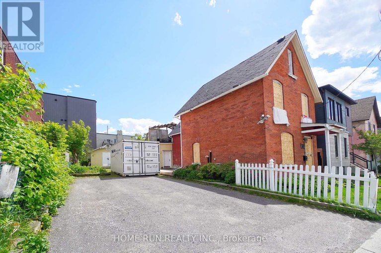 28556668/402-arlington-avenue/west-centre-town/ottawa/ontario/K1R6Z6_5