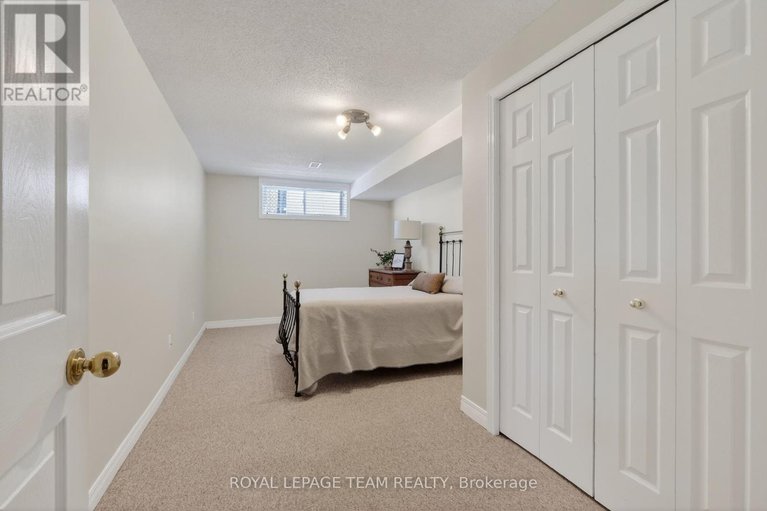 29475191/13-granite-ridge-drive/stittsville-central/ottawa/ontario/K2S1Y2_42