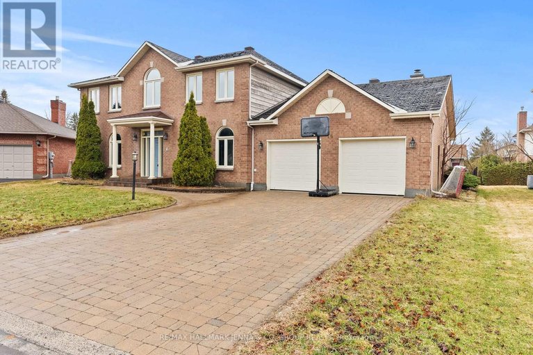 29601661/14-holly-ridge/stittsville-central/ottawa/ontario/K2S1C9_32