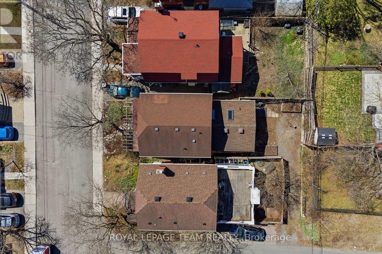 29669924/47-belmont-avenue/old-ottawa-southrideau-gardens/ottawa/ontario/K1S0V2_32