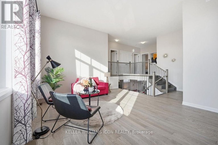 29472876/808-cappamore-drive/half-moon-bay/ottawa/ontario/K2J6V6_25