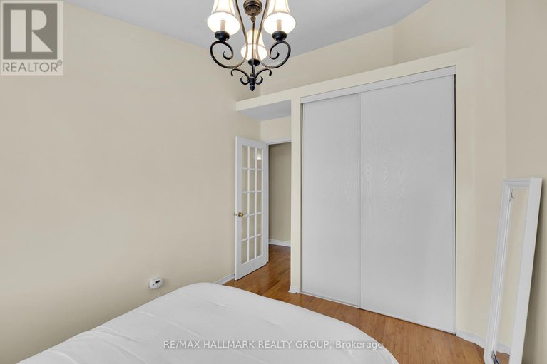 29254437/813-galleria-circle/avalon-east/ottawa/ontario/K4A4Z4_32