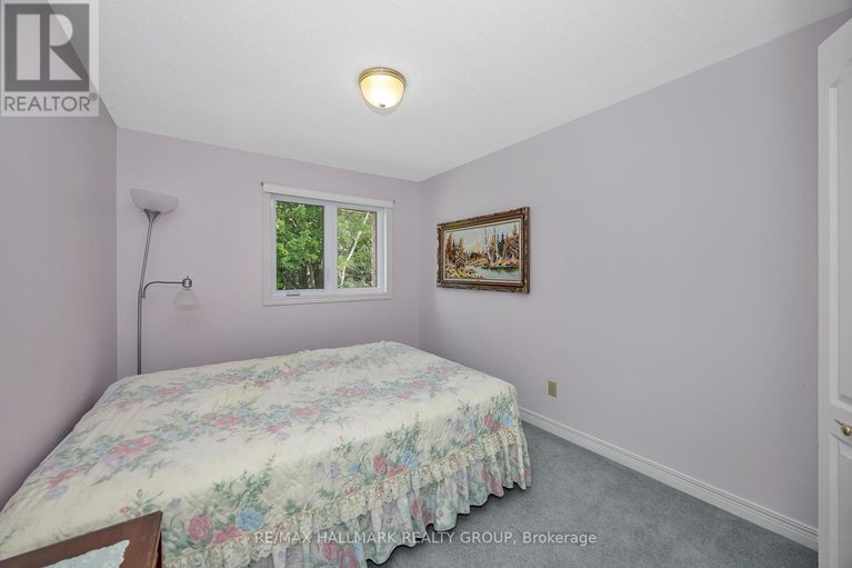28845636/1725-autumn-ridge-drive/chapel-hill/ottawa/ontario/K1C6Z1_34