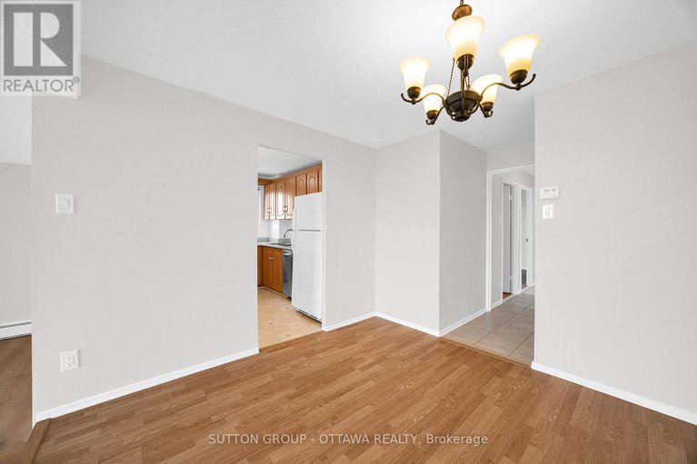 28727418/711-1171-ambleside-drive/woodroffe/ottawa/ontario/K2B8E1_19