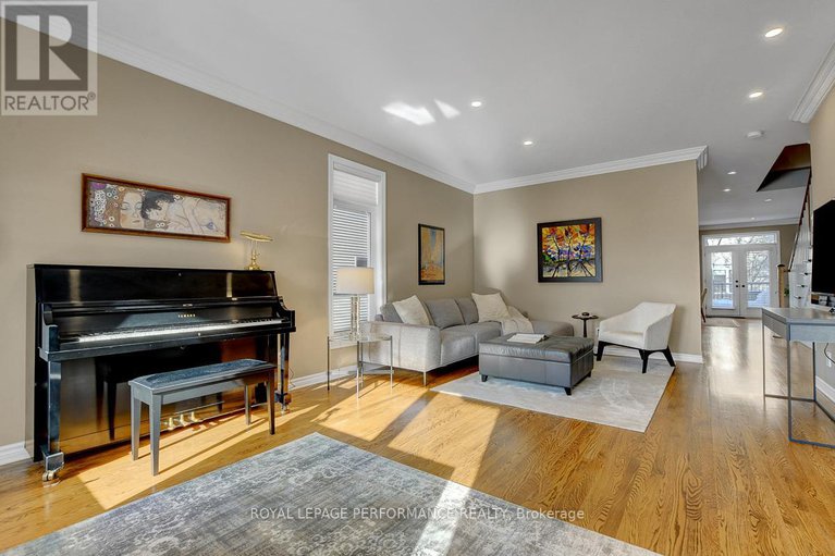 29413272/349-berkley-avenue/westboro-west/ottawa/ontario/K2A2G9_3